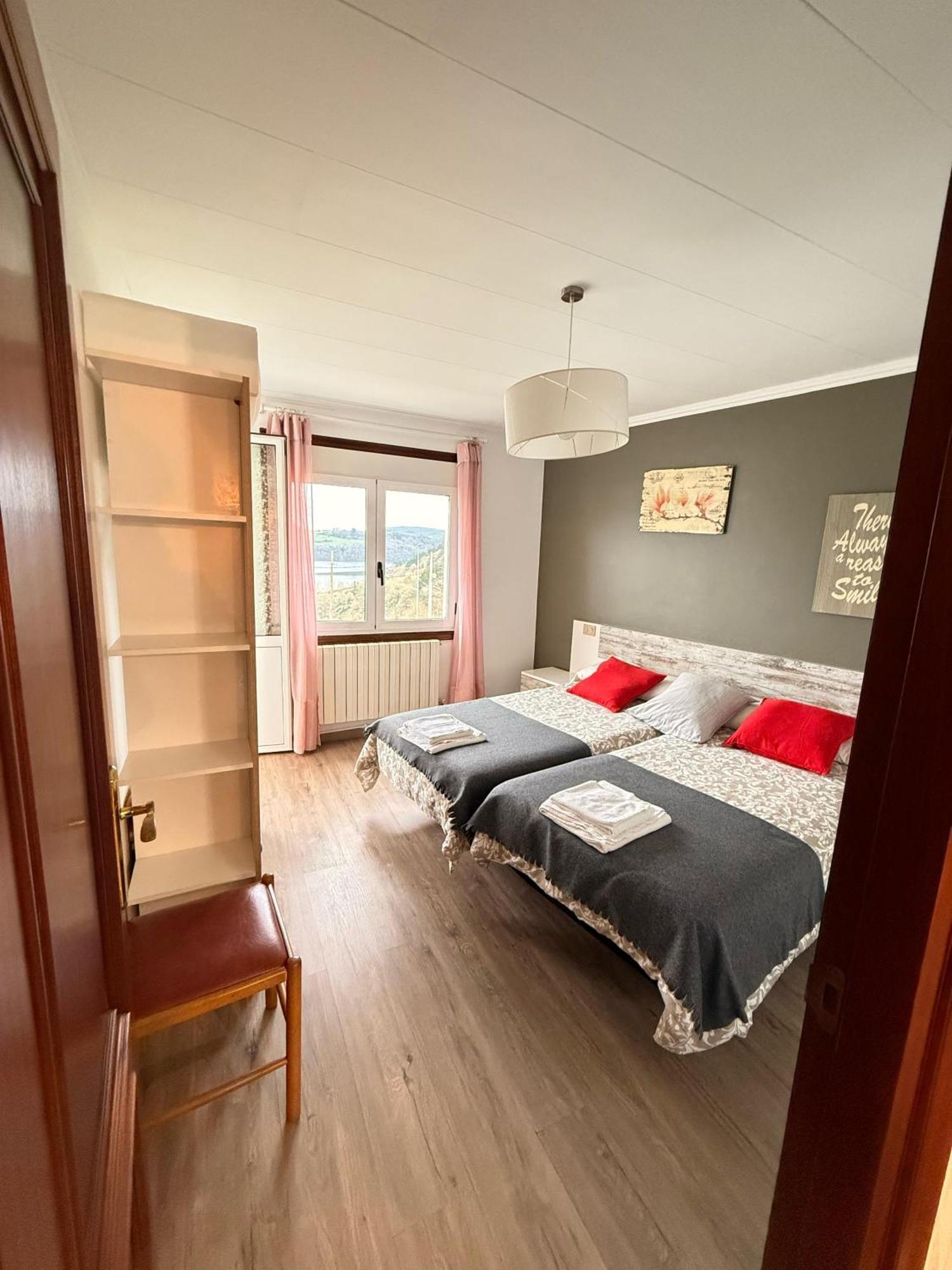 Apartamentos Portolux Portomarín Kültér fotó