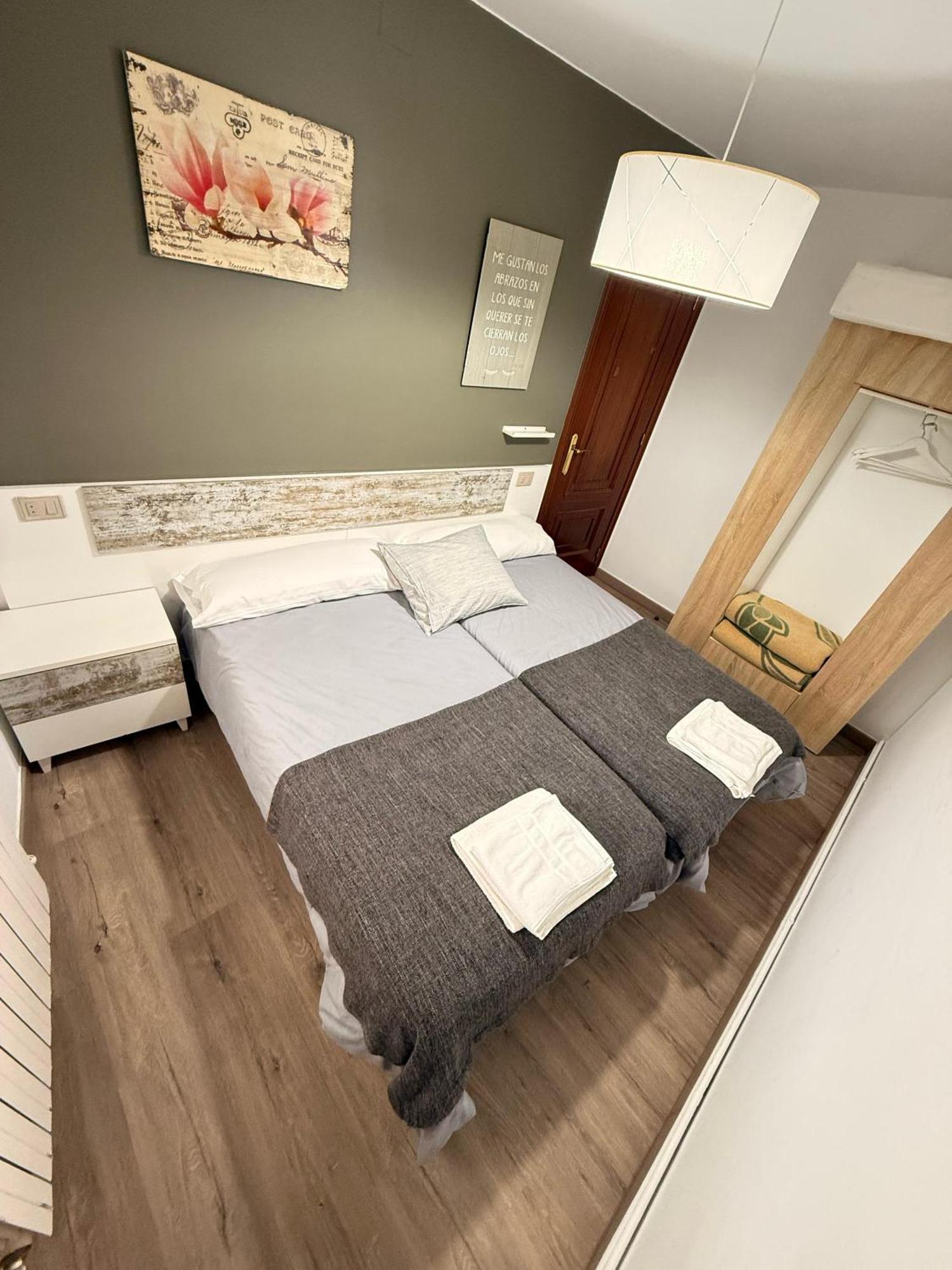 Apartamentos Portolux Portomarín Kültér fotó