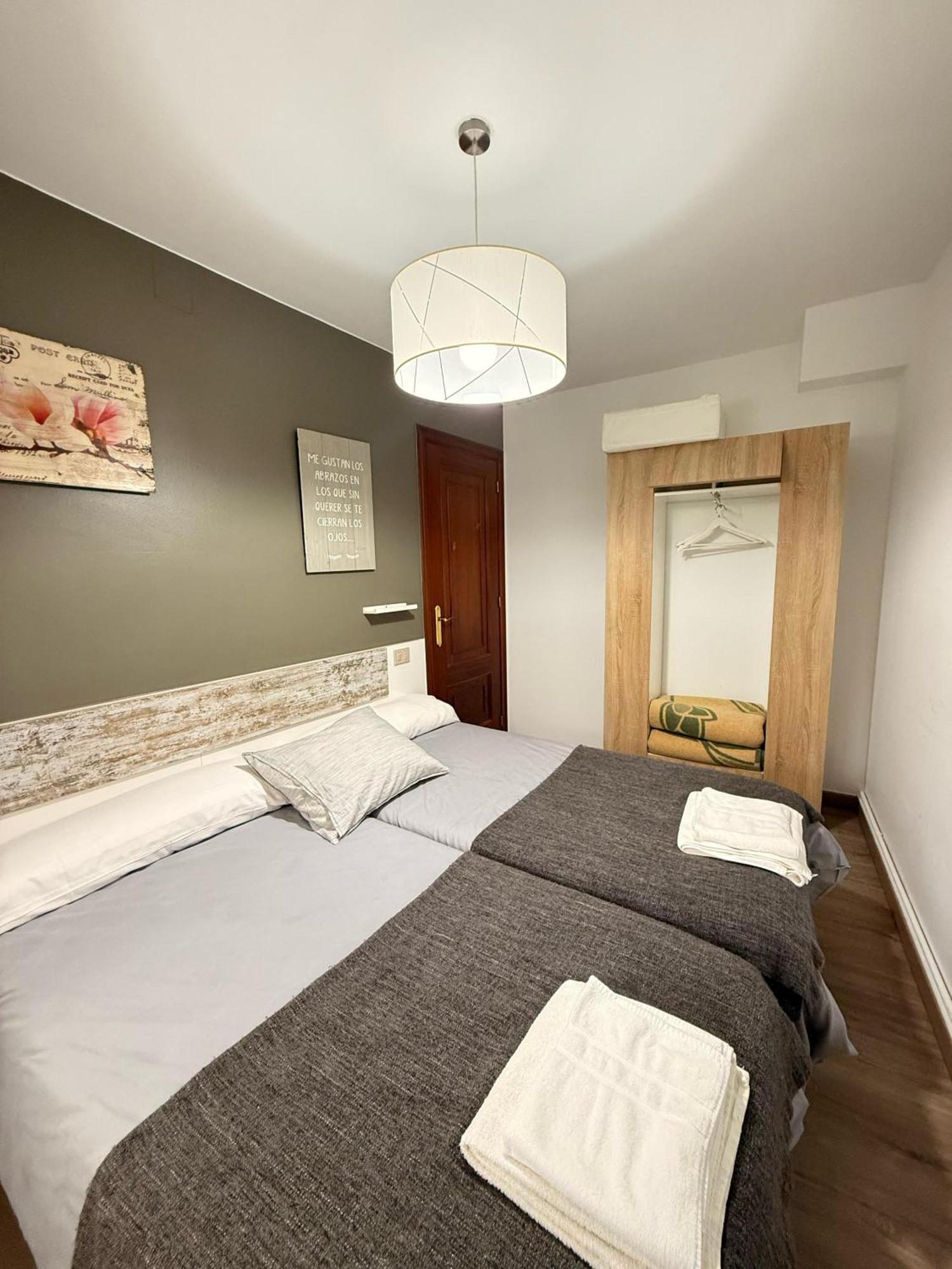 Apartamentos Portolux Portomarín Kültér fotó